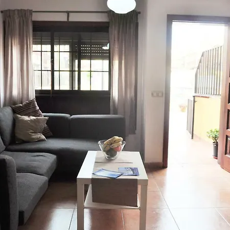 Lovely House In Elmedano Vakantiehuis *